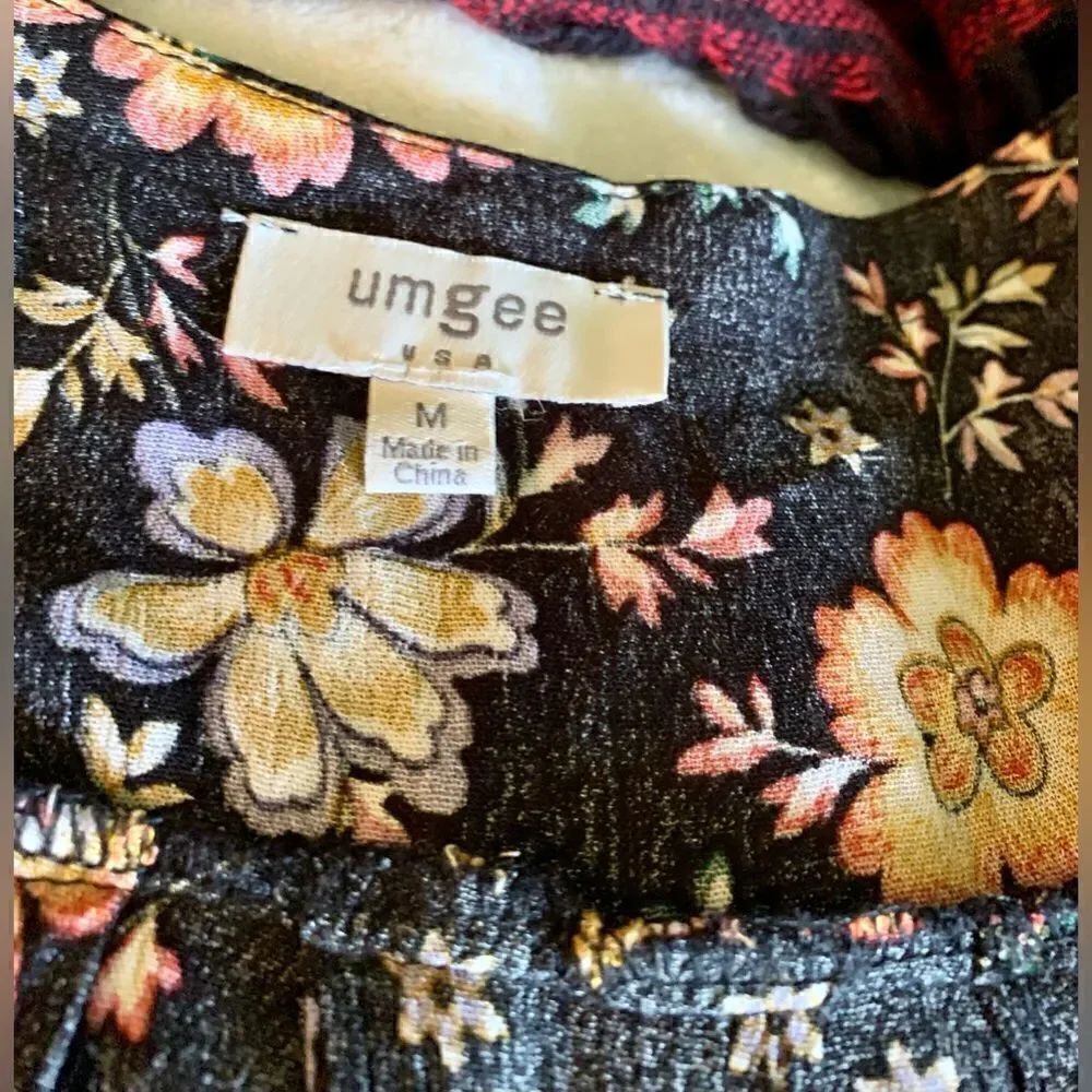 Umgee Floral Top  - Picture 6 of 6